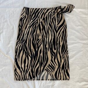 Sézane animal print faux wrap skirt, Sz 6